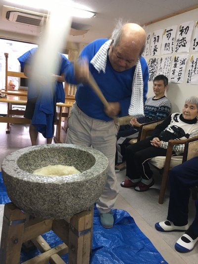 2021/お餅つき_210115_30.jpg